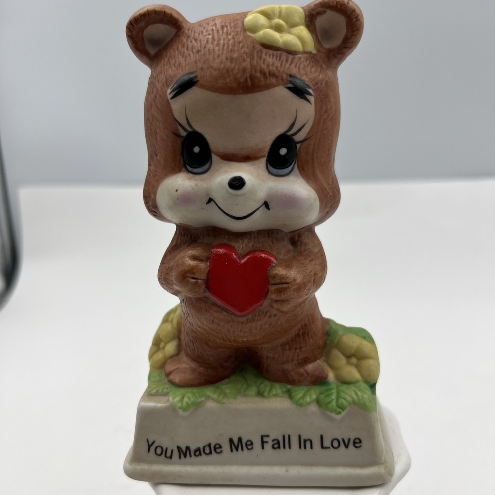 "You Made Me Fall In Love" Bear with Heart by Russ Berrie #816 70s Romance‎
